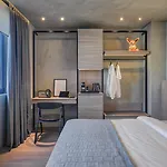 ONOMA Hotel